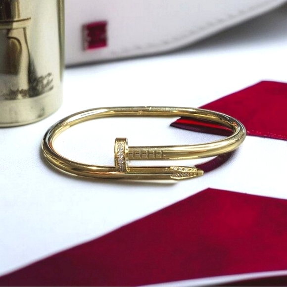 Luxury Designer Nail 18k Gold Plated Stainless Steel Zircon Crystal Bracelet - Picture 1 of 5